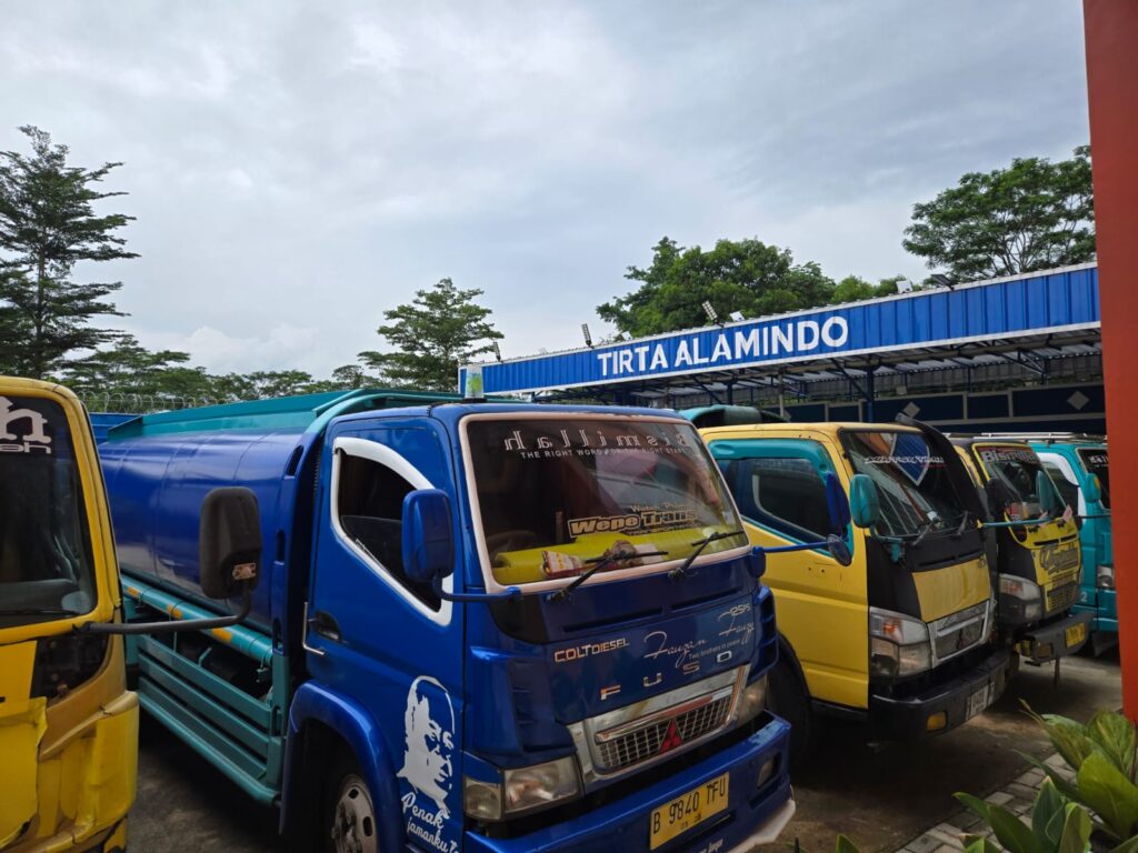 Air Bersih Truk Tangki